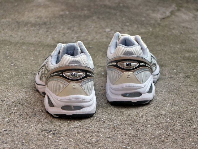 GT-2160 “CREAM/GREIGE”01