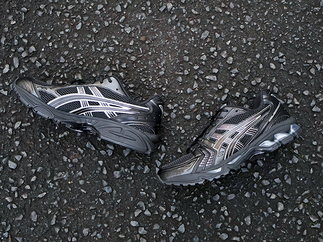 GEL-KAYANO 14 “BLACK/PURE SILVER”01