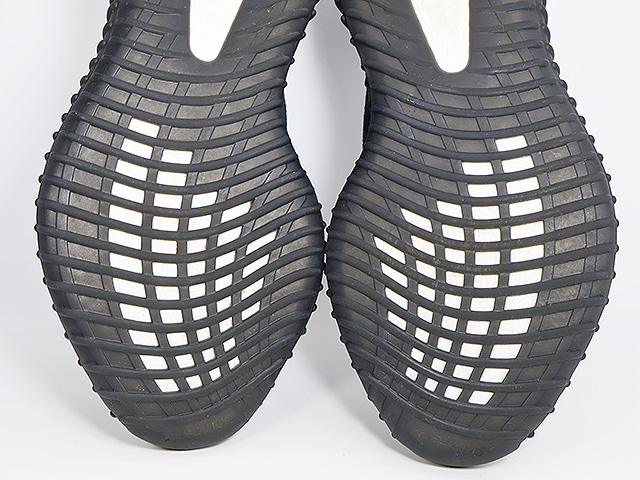 YEEZY BOOST 350 V2 k-77382-3 - 7