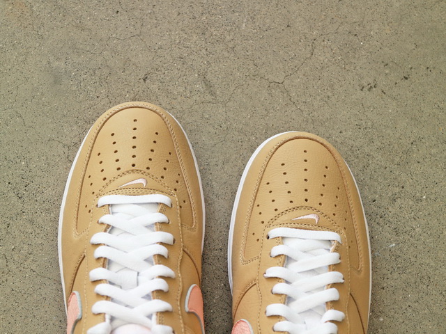 AIR FORCE 1 LOW RETRO “LINEN/ATMOSPHERE-TRUE WHITE”01