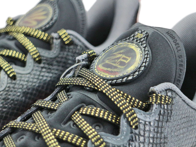 CURRY 12 LNY 6004077-001 - 4