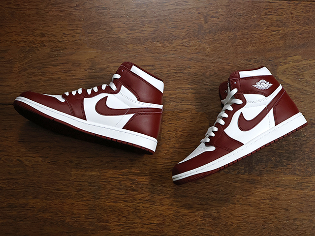 AIR JORDAN 1 RETRO HIGH OG “TEAM RED”01