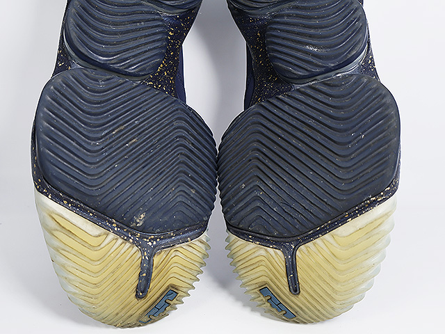 LEBRON 16 LOW k-77409-3 - 6