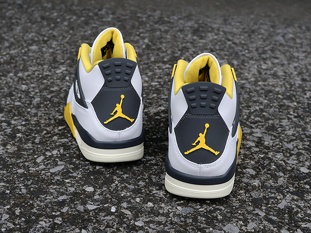 WMNS AIR JORDAN 4 RETRO “VIVID SULFUR”01