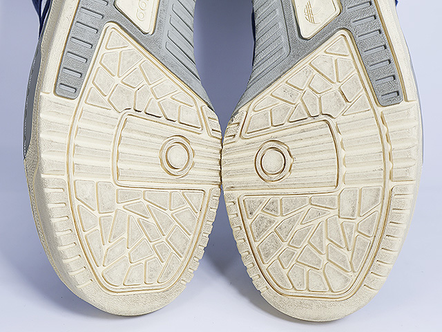 RIVALRY LOW EB k-77438-8 - 7