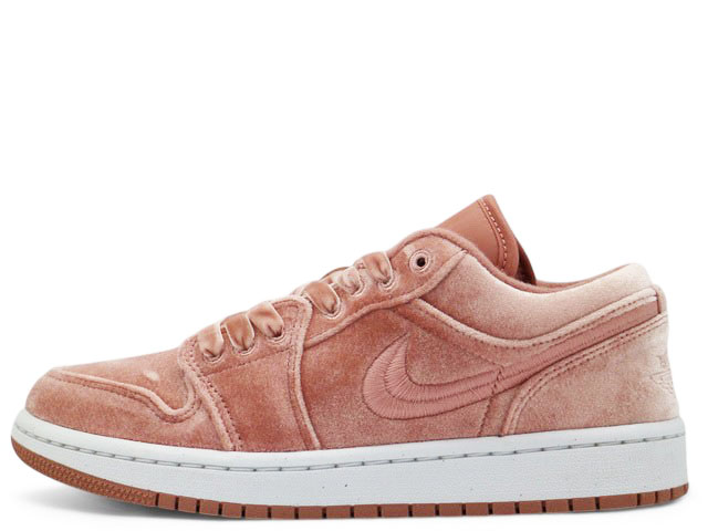 WMNS AIR JORDAN 1 LOW SE