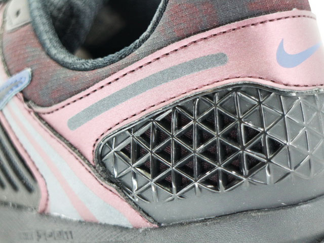 WMNS ZOOM VOMERO 5 HQ4052-600 - 4