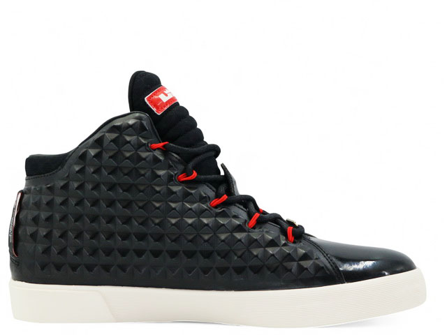 LEBRON 12 NSW LIFESTYLE QS 716417-001 - 1