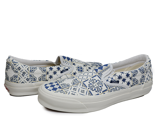 OG CLASSIC SLIP ON VN0A32QNWHT - 2