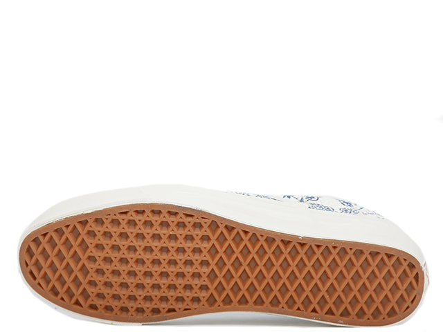 OG CLASSIC SLIP ON VN0A32QNWHT - 5