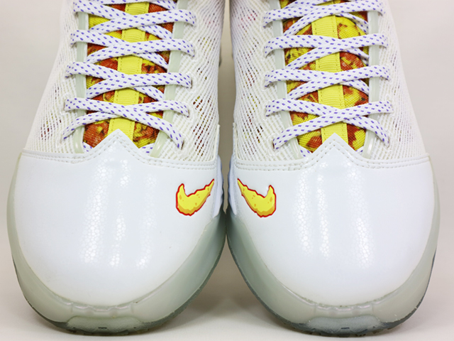LEBRON 19 LOW s-12633-3 - 2