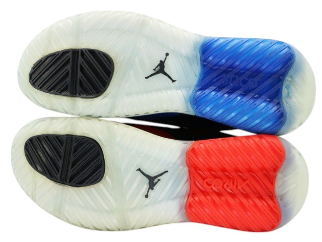 JORDAN MAX 200 QS CV8452-001-h-29535-15 - 5