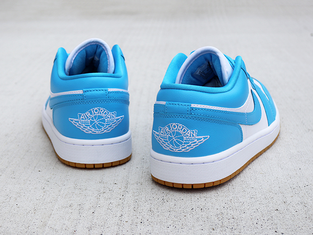 WMNS AIR JORDAN 1 LOW “UNC GUM”01