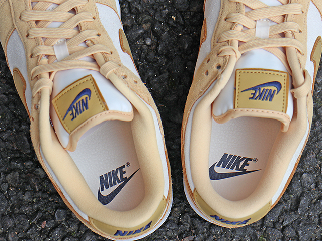 WMNS DUNK LOW LX “WHEAT GOLD”01