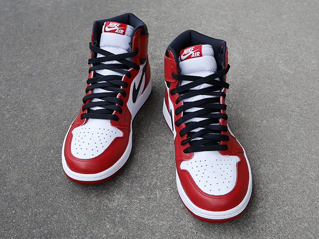 AIR JORDAN 1 RETRO HIGH OG “CHICAGO 2015”01
