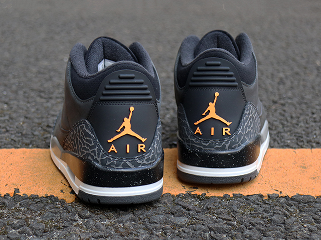 AIR JORDAN 3 RETRO “FEAR 2023”01