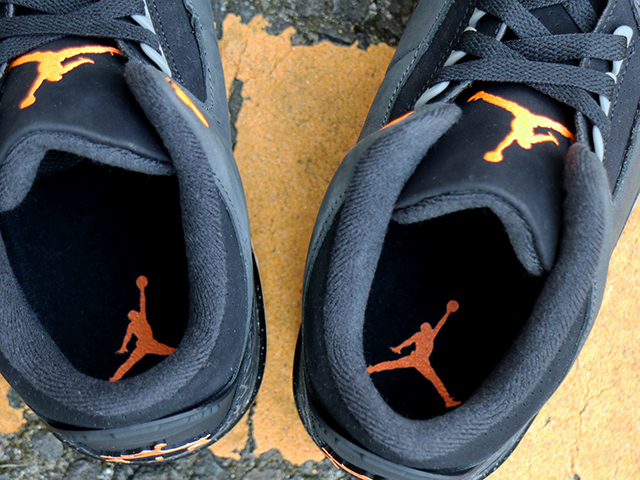 AIR JORDAN 3 RETRO “FEAR 2023”01