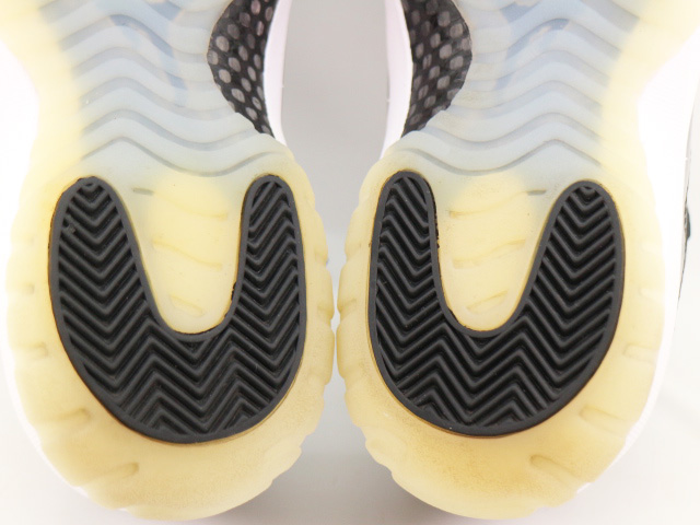 AIR JORDAN 11 RETRO LOW f-6849-01 - 6