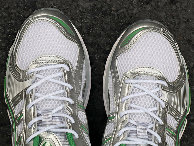GEL-KAYANO 12.1 WHITE/PURE SILVER01