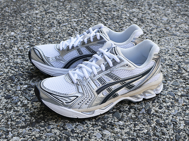 GEL-KAYANO 14 WHITE/GRAPHITE GREY01