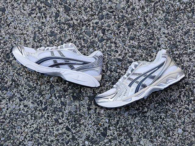 GEL-KAYANO 14 WHITE/GRAPHITE GREY01