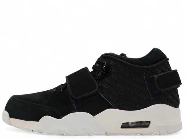 AIR TRAINER VICTOR CRUZ