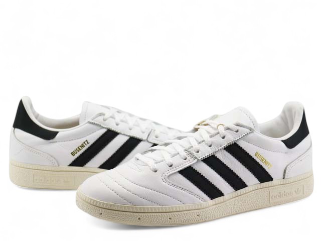 old adidas  ヴィンテージ　ピンバッジ  35個セット old adidas ヴィンテージ ピンバッジ 35個セット - メルカリ