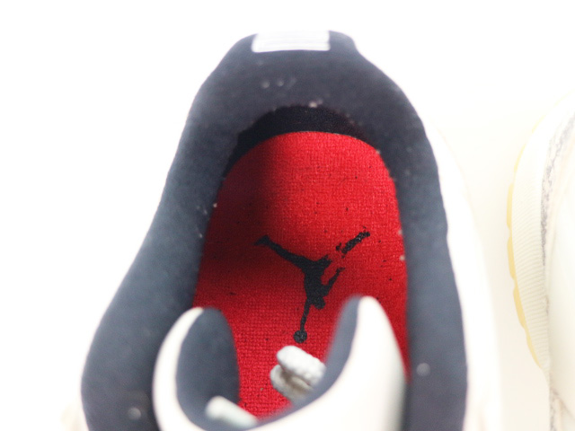 AIR JORDAN 11 RETRO LOW f-6858-01 - 4