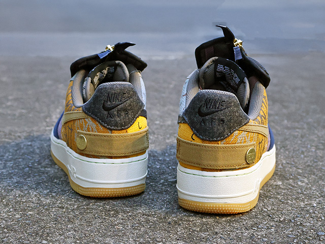 AIR FORCE 1 LOW “CACTUS JACK”01