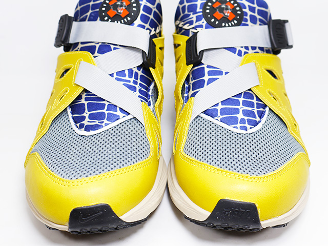 AIR HUARACHE 20Y24/PATTA k-77826-5 - 3