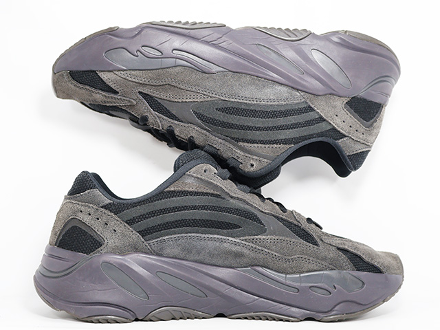 YEEZY BOOST 700 V2 k-77831-6 - 2