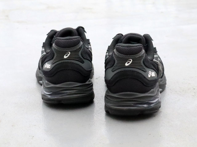 GEL-K1011 “BLACK/PURE SILVER”01