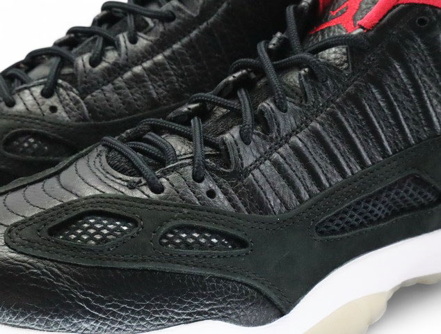 AIR JORDAN 11 RETRO LOW IE 919712-023-yellow - 4