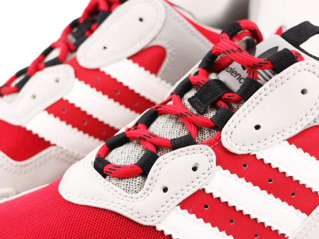 TRIPLE S 712821W2ZB46121 - 4