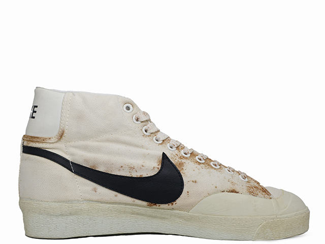 COURT HI k-71611-5 - 1