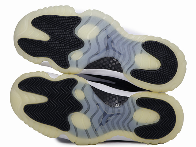 AIR JORDAN 11 RETRO LOW 528895-010-k-77895 - 7