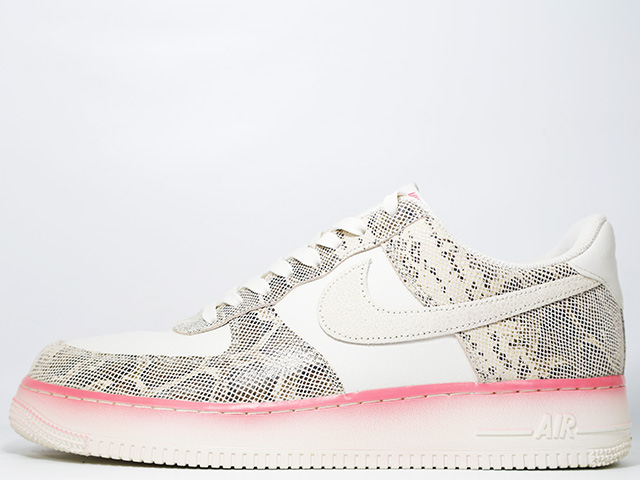 WMNS AIR FORCE 1 07 LX