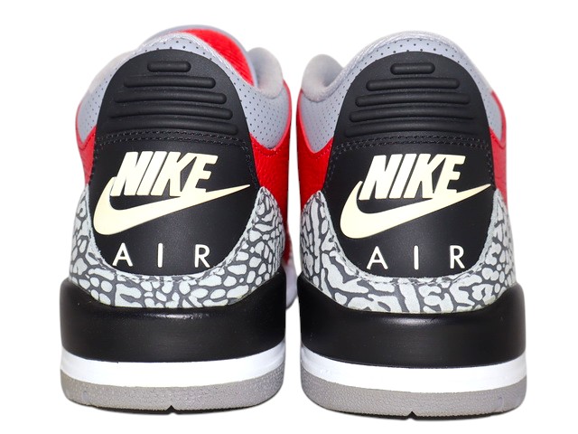 AIR JORDAN 3 RETRO SE h-29956-5 - 5