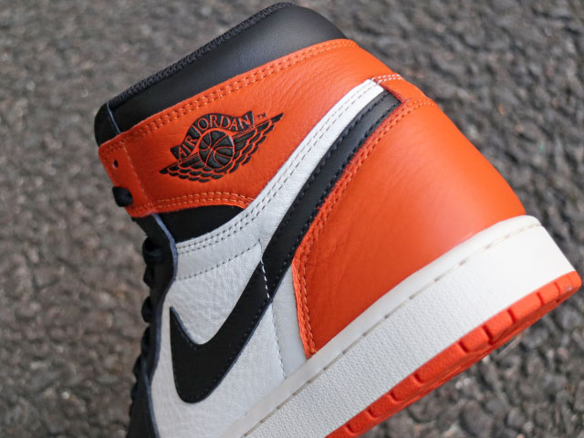 AIR JORDAN 1 RETRO HIGH OG “SHATTERED BACKBOARD 2025”01
