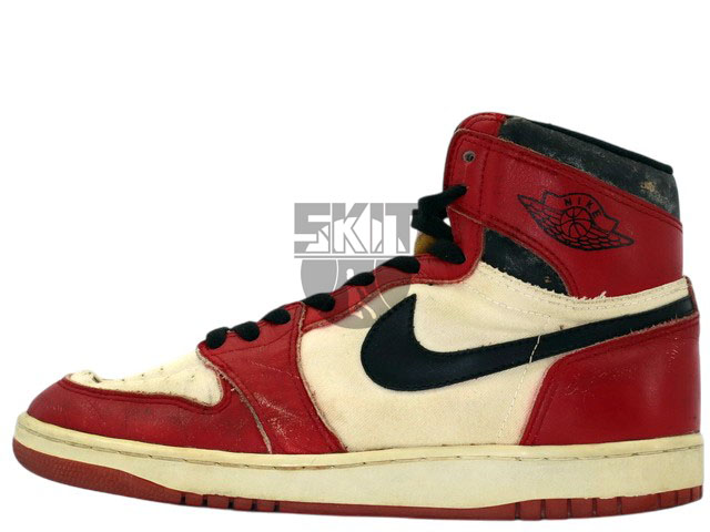AIR JORDAN 1