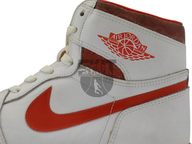 AIR JORDAN 1 h-21840-25 - 9