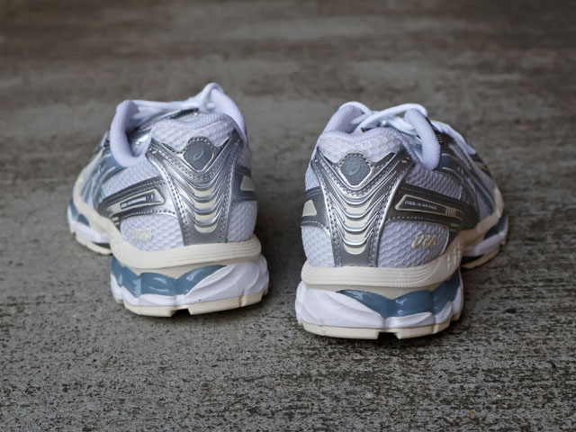 GEL-KAYANO 12.1 WHITE/DOLPHIN GREY01