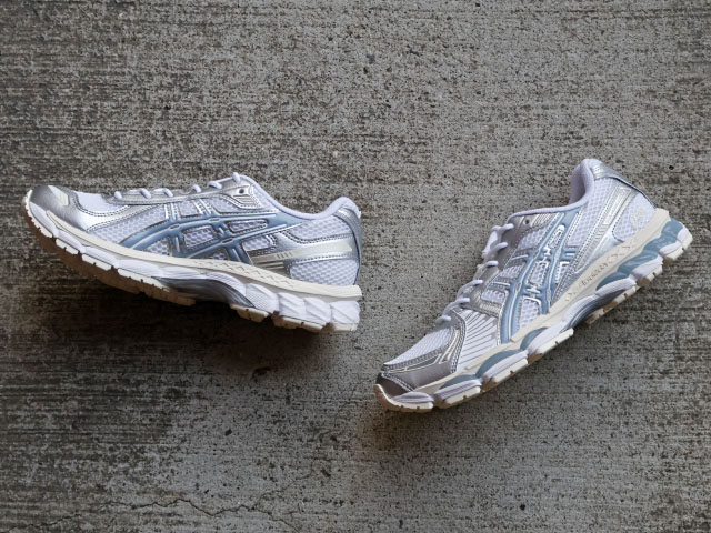 GEL-KAYANO 12.1 WHITE/DOLPHIN GREY01
