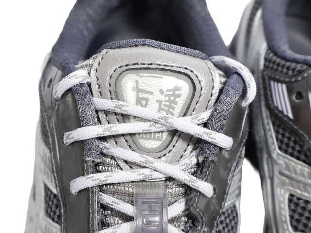 GEL-KAYANO 12.1 1203A930-020 - 4