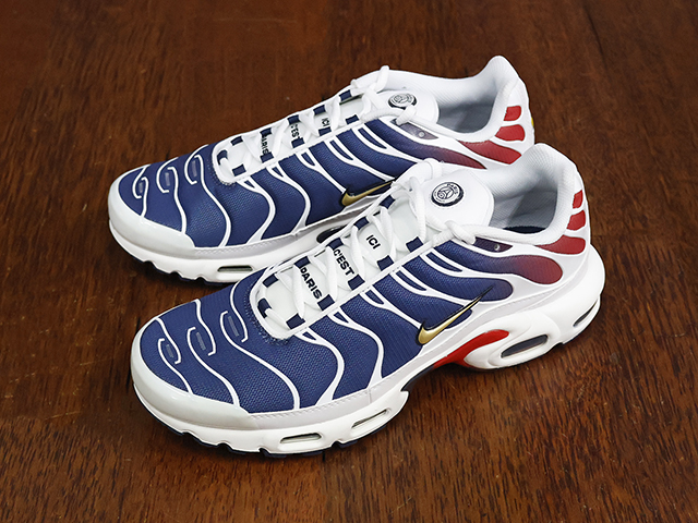 AIR MAX PLUS “PARIS SAINT-GERMAIN FC”01