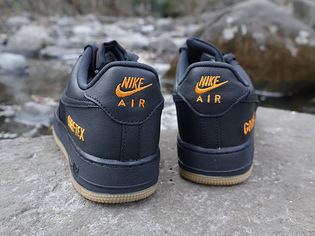 AIR FORCE 1 GORE-TEX “BLACK-LIGHT CARBON”01