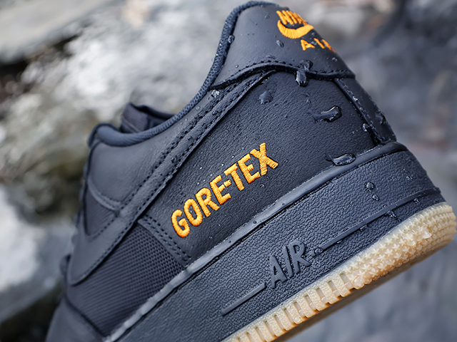 AIR FORCE 1 GORE-TEX “BLACK-LIGHT CARBON”01