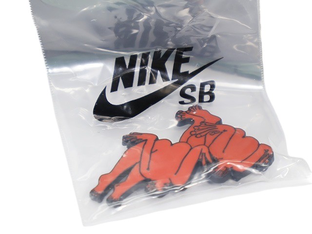 SB DUNK LOW QS HF7743-001 - 7