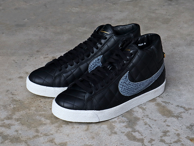 BLAZER SB SUPREME “SUPREME” BLACK01