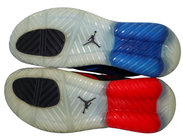 JORDAN MAX 200 QS CV8452-001-h-29535-15 - 4